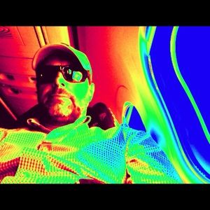 Meet your Posher, Cory